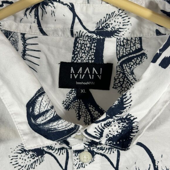 Boohoo Man Huncho White Blue Floral Print Casual Summer Button-up T-Shirt Men XL - Picture 4 of 6